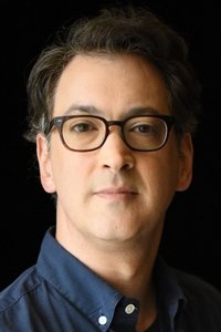 المخرج Harry Elfont