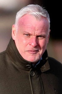 الممثل Harvey Stephens