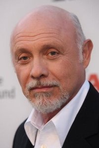 الممثل Hector Elizondo