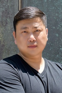 المخرج Heo Myeong Haeng