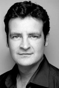 الممثل Hugh Parker