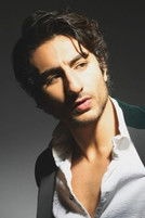 الممثل Ibrahim Ali Khan