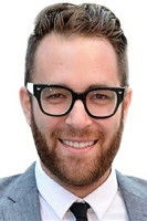 الممثل Ilan Hall