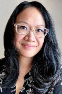 الممثل Iona Yabut