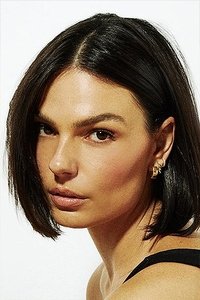 الممثل Isis Valverde