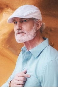 الممثل James Filbird