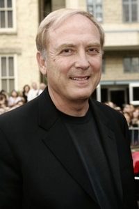 المخرج James Keach