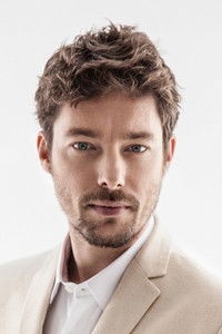 الممثل Jan Cornet