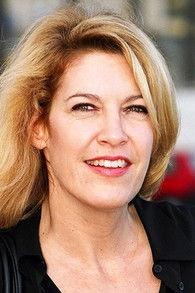 المخرج Janeen Damian