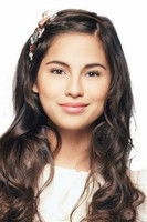 الممثل Jasmine Curtis-Smith