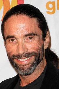 الممثل Jasper Cole