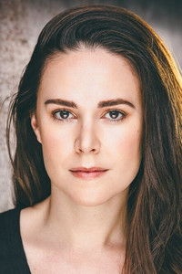 الممثل Jenny Gulley