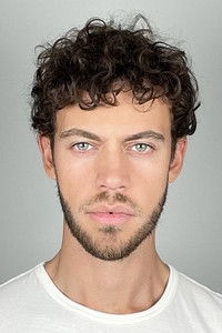 الممثل Jhullian Carlsson