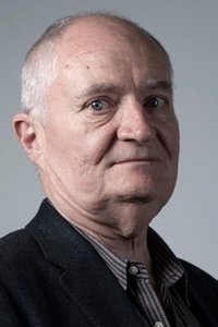 الممثل Jim Broadbent