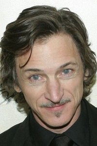 الممثل John Hawkes