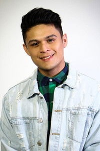 المخرج Jon Lucas