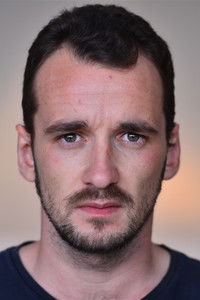 الممثل Jonathan Turnbull