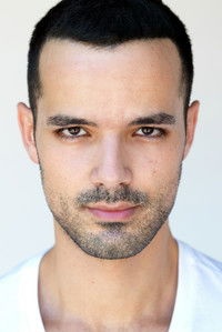 الممثل Junes Zahdi