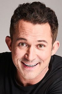 الممثل Justin Willman