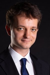 الممثل Karl Ilves