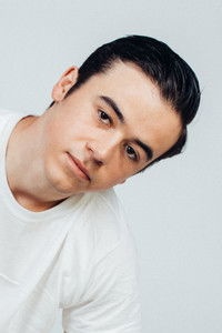 الممثل Keean Johnson