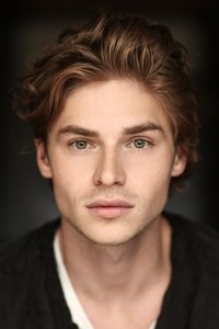 الممثل Keenan Tracey