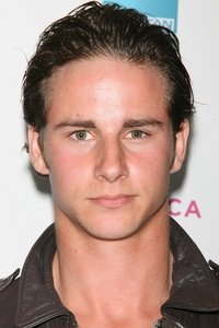 المخرج Kelly Blatz