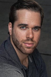 الممثل Kenneth Andrew