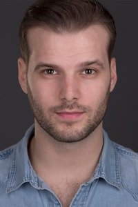 المخرج Kevin Leslie