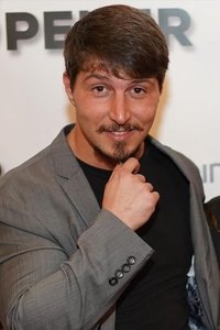 المخرج Kevin Savo