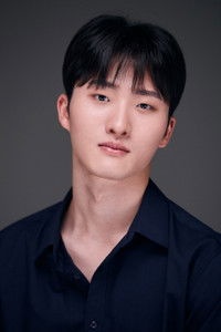 الممثل Kim Sang-jung