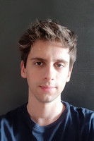 المخرج Kostis Charamountanis