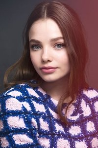 الممثل Kristine Froseth