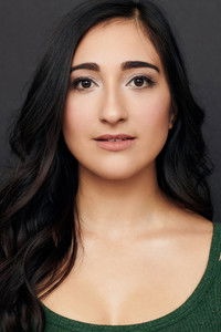 الممثل Krystina Alabado