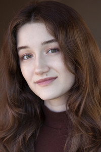 الممثل Kylie McNeill