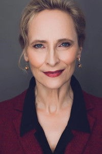 الممثل Laila Robins