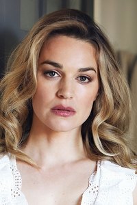 الممثل Laura Gordon