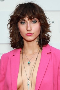 المخرج Lauren Hadaway