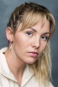 الممثل Lauren Staerck