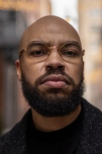 المخرج Lawrence Lamont