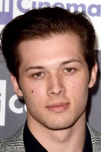 الممثل Leo Howard
