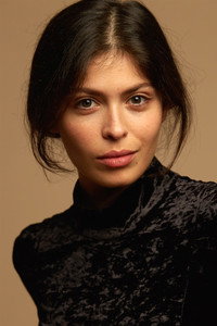 الممثل Leslie Medina