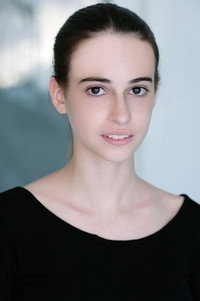 الممثل Letizia Arnò