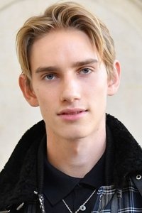 الممثل Levon Hawke