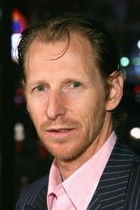 الممثل Lew Temple