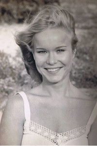 الممثل Linda Haynes