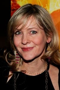 الممثل Linda Larkin