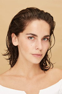 الممثل Liza Moryak