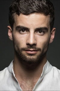 الممثل Louis Boyer