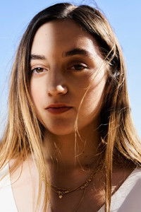 الممثل Luàna Bajrami